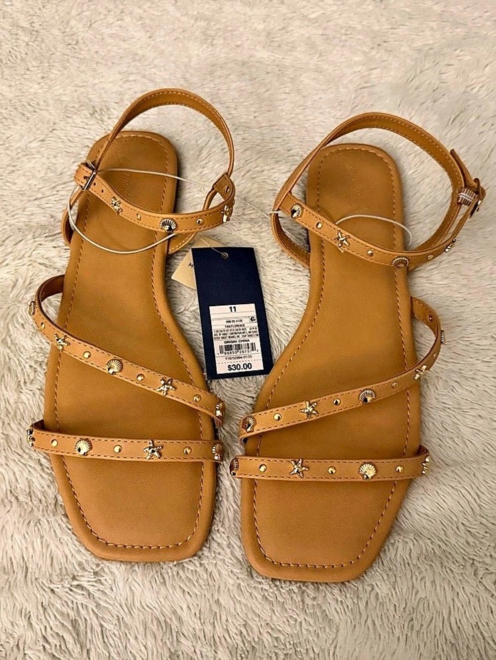 Nude and Gold Shell Sandals- Universal Thread US 11 NWT